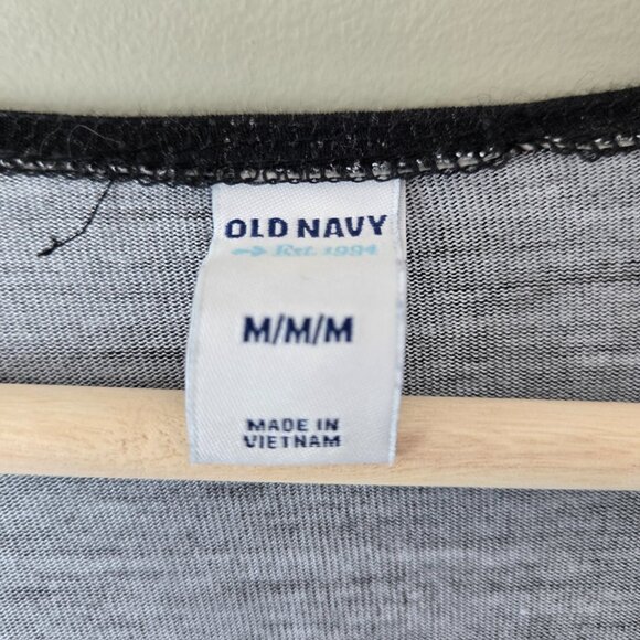 Old Navy Bird Print Wrap Dress SZ M - Picture 3 of 3